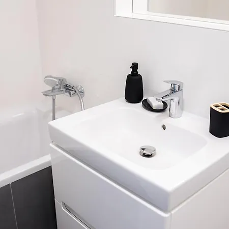 Modern Gateway - 10min To High Tatras With Parking * Poprad