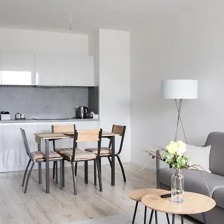 Apartment Modern Gateway - 10min To High Tatras With Parking *